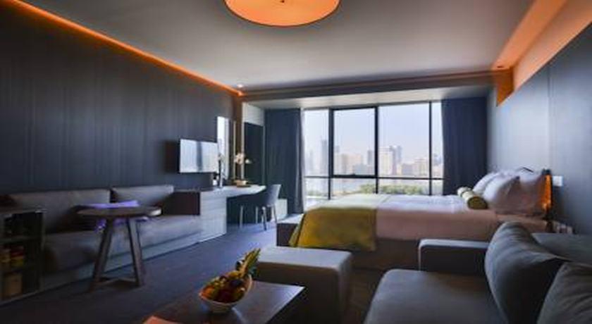 Hotel 72 Sharjah Waterfront Exterior foto Deluxe room