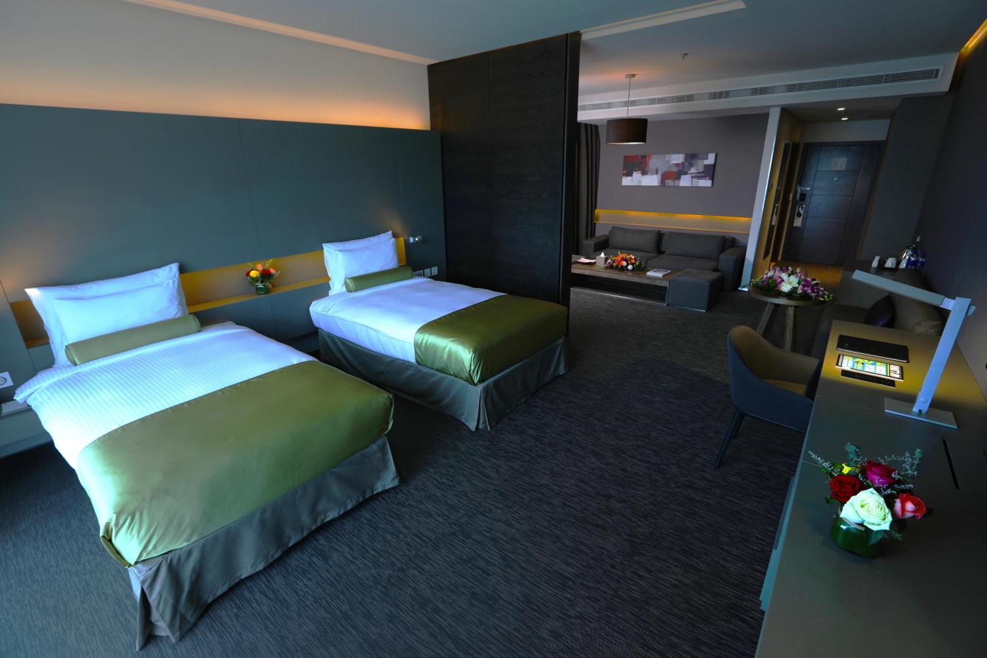 Hotel 72 Sharjah Waterfront Exterior foto Deluxe Room