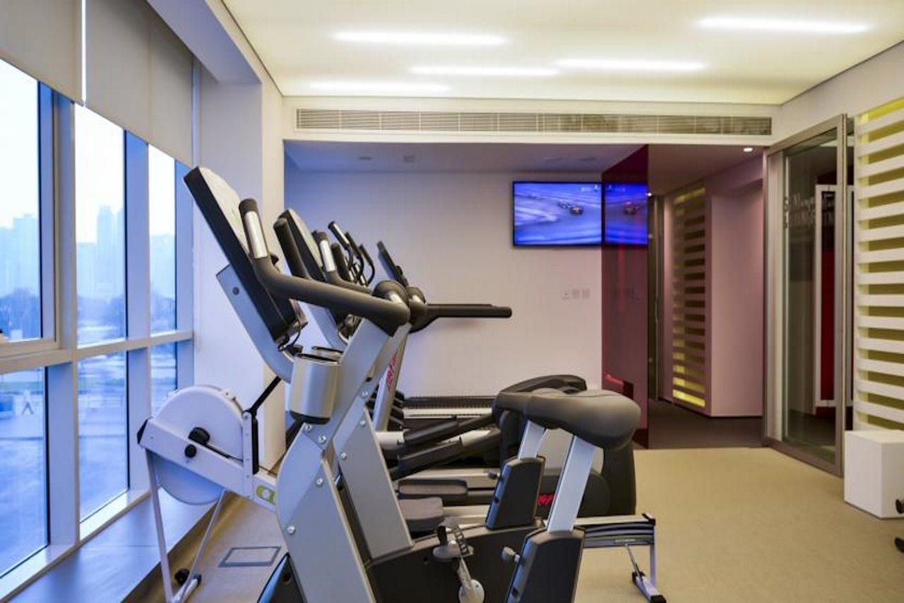 Hotel 72 Sharjah Waterfront Exterior foto The gym at the hotel
